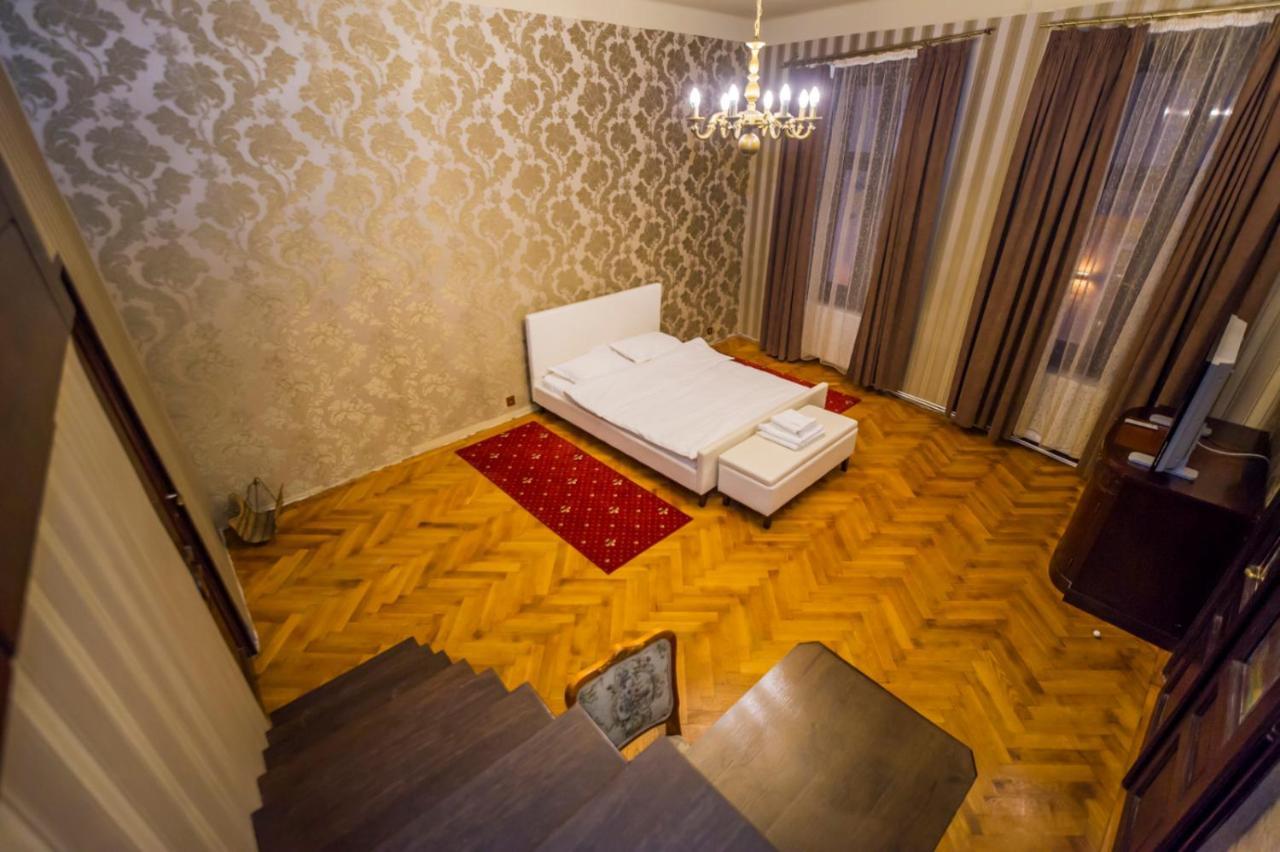 Aristocrat Vintage Apartment 브라쇼브 외부 사진